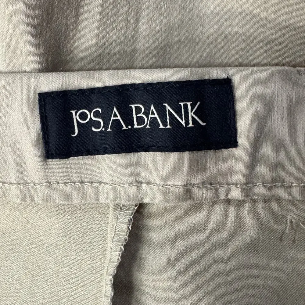 Jos. A. Bank Mens SZ 46R Warp Stretch Shorts Tailored Fit Flat Front Pockets New